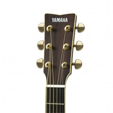 AKUSTINĖ GITARA SU PAJUNGIMU YAMAHA LL-6 A. R. E. NATŪRALIOS SPALVOS 1