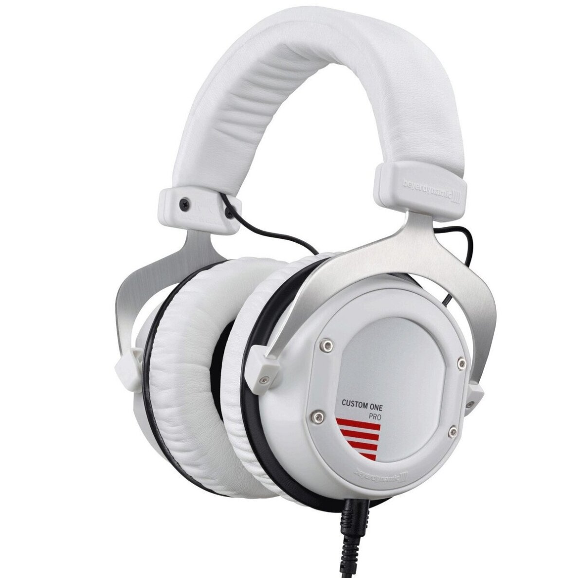 Beyerdynamic Custom One Pro 16 ohm Closed Headphones Beyerdynamic Custom One Pro 16 ohm Closed Headphones