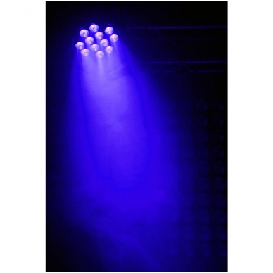 BeamZ BT300 FlatPAR 12x 10W 6-in-1 LEDs 151.310 6 BeamZ BT300 FlatPAR 12x 10W 6-in-1 LEDs 151.310 6