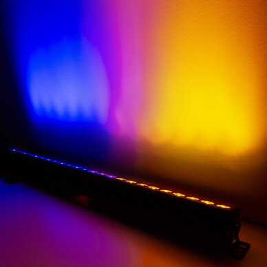 BEAMZ LCB246 LED BAR 24X6W RGBAW-UV 150.708 6 BEAMZ LCB246 LED BAR 24X6W RGBAW-UV 150.708 6