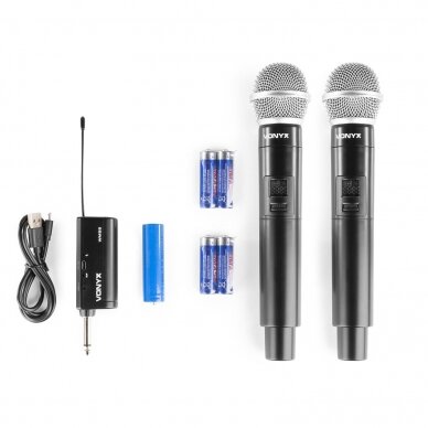 DVEJŲ BELAIDŽIŲ MIKROFONŲ SISTEMA VONYX WM552 PLUG-AND-PLAY SET UHF 179.211 1 DVEJŲ BELAIDŽIŲ MIKROFONŲ SISTEMA VONYX WM552 PLUG-AND-PLAY SET UHF 179.211 1
