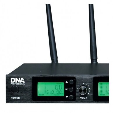 DNA RV-4 WIRELESS MICROPHONE SYSTEM WITH 4 MICROPHONES 1