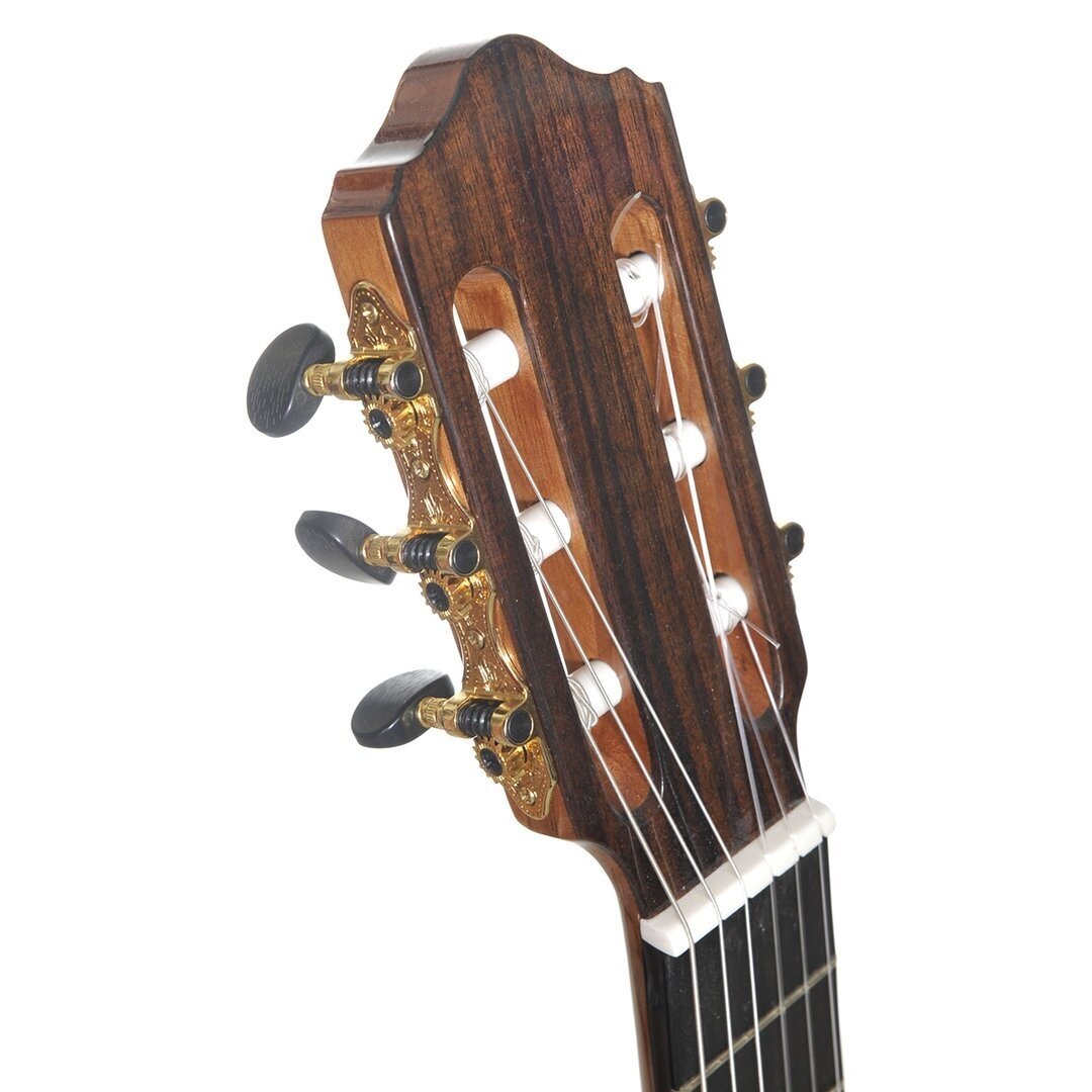 RIENTO CONCIERTO C 4/4 CLASSIC GUITAR (CC) 2 RIENTO CONCIERTO C 4/4 CLASSIC GUITAR (CC) 2