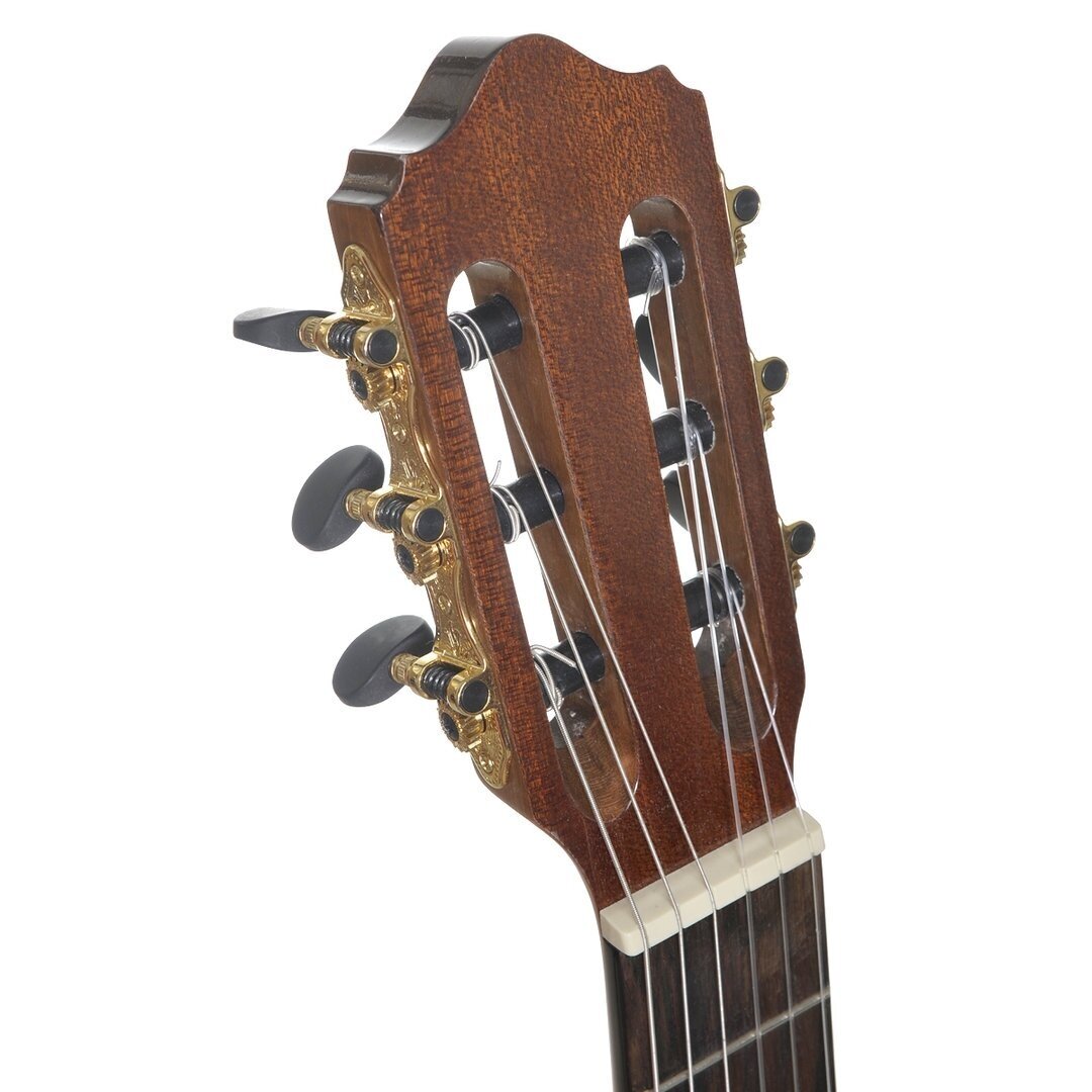 RIENTO ORO C 4/4 CLASSIC GUITAR (OC) 2 RIENTO ORO C 4/4 CLASSIC GUITAR (OC) 2