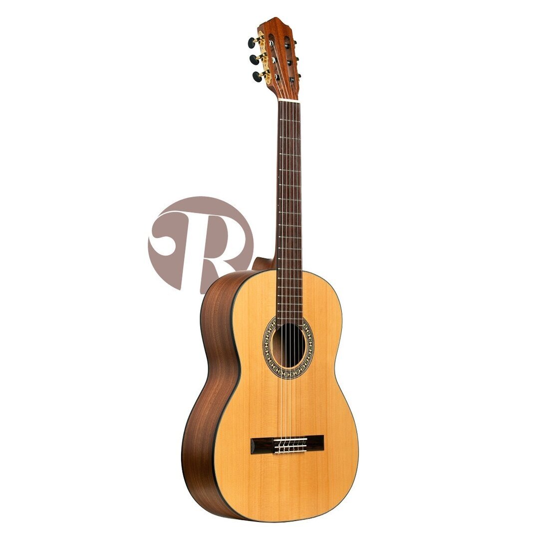 RIENTO PLATA C 4/4 CLASSIC GUITAR (PC) RIENTO PLATA C 4/4 CLASSIC GUITAR (PC)