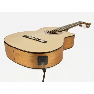 Famenco Guitar With Electronics Salvador Cortez CF-55CE Flamenco Series 5