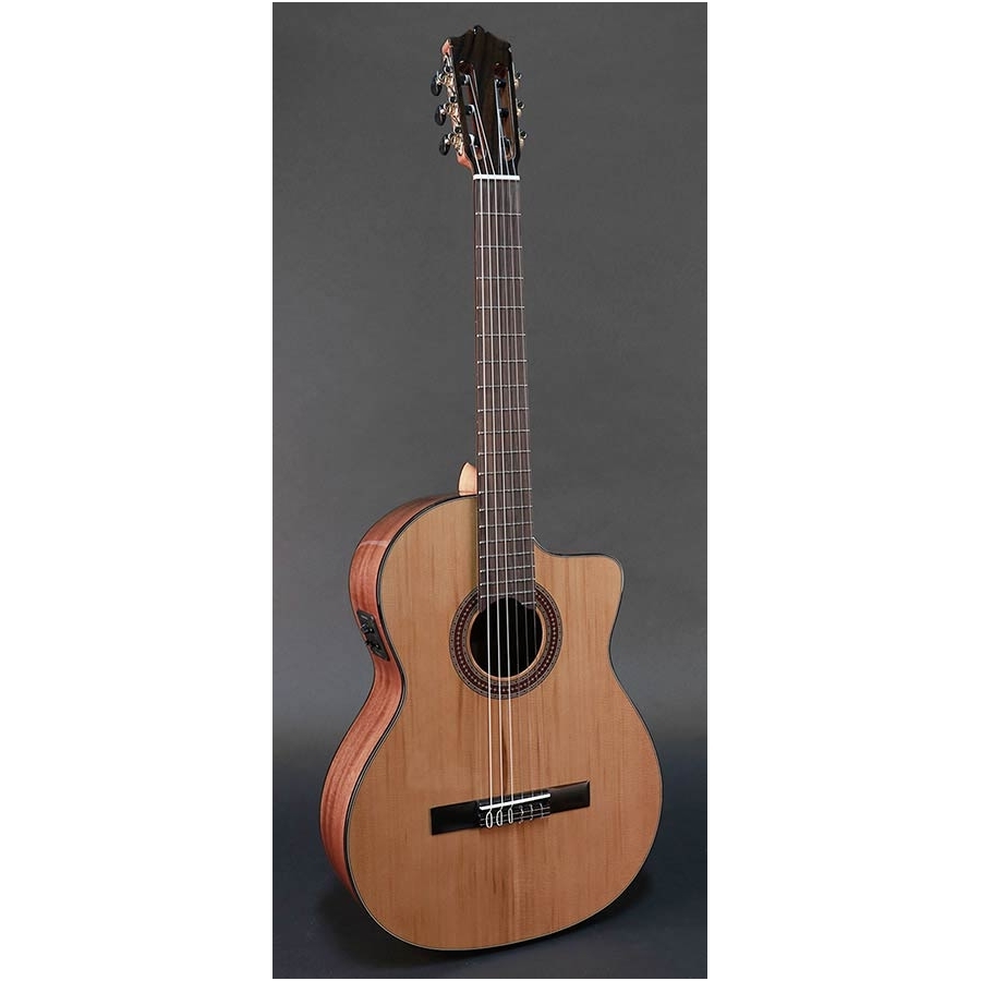 MARTINEZ MC-48CCE Standard Series classic guitar