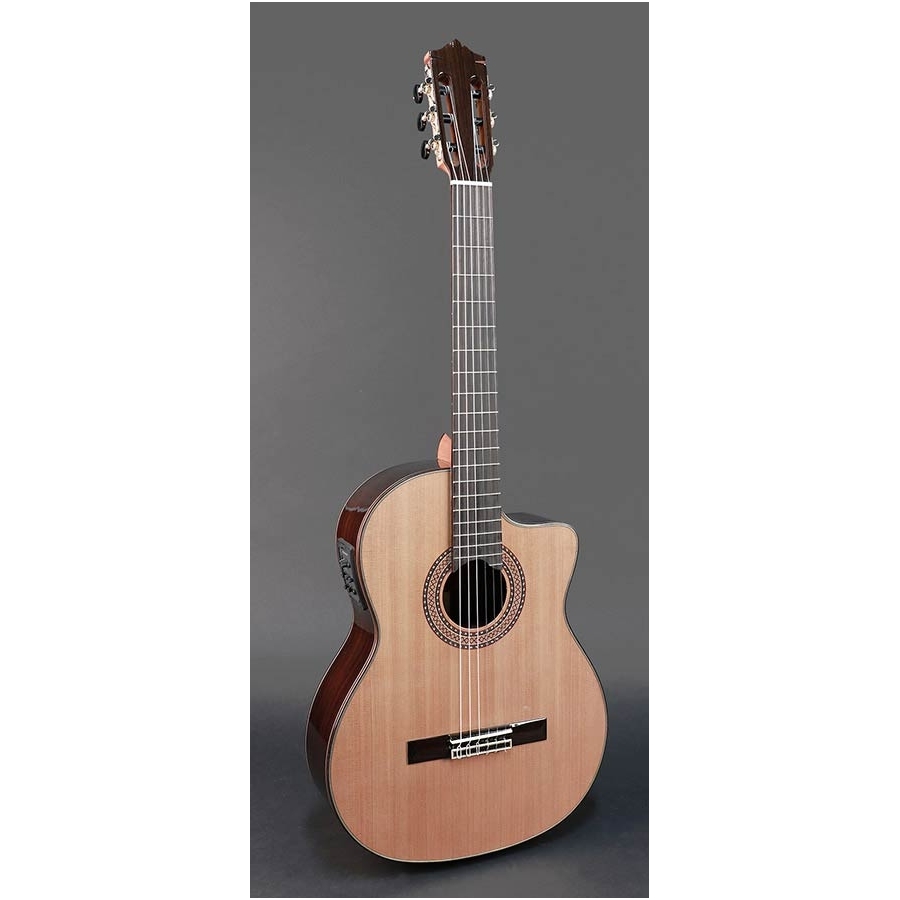MARTINEZ MC-88CCE Standard Series classic guitar MARTINEZ MC-88CCE Standard Series classic guitar