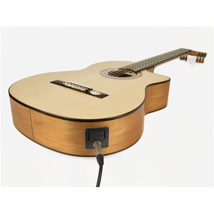 Famenco Guitar With Electronics Salvador Cortez CF-55CE Flamenco Series 5 Famenco Guitar With Electronics Salvador Cortez CF-55CE Flamenco Series 5