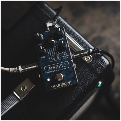 Neunaber Inspire Tri-Chorus Plus 1 Neunaber Inspire Tri-Chorus Plus 1