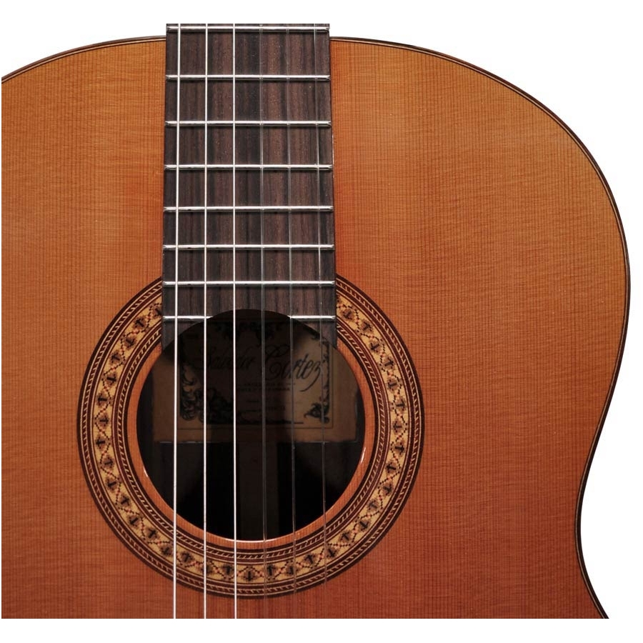 Classical Guitar Salvador Cortez CC-60 Solid Top Concert Series 2 Classical Guitar Salvador Cortez CC-60 Solid Top Concert Series 2