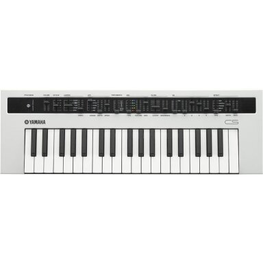 Yamaha Reface CS Synthesizer